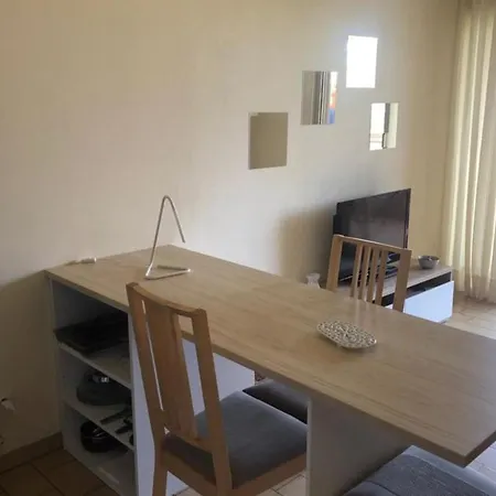 Lägenhet Nice Studio Of 23 M With Wifi-Balcon And Pool